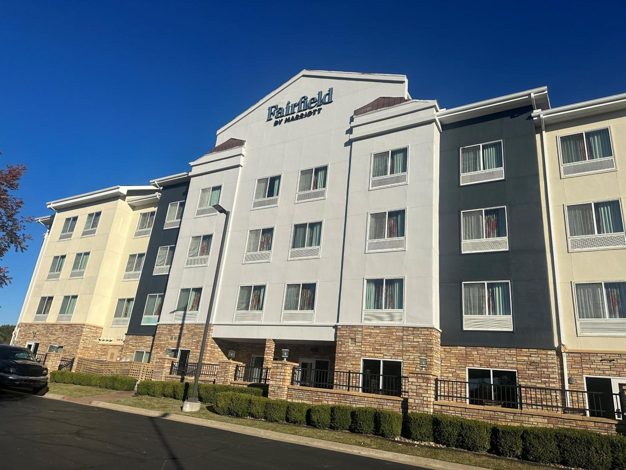 Fairfield Inn & Suites Tulsa South Medical District Bagian luar foto