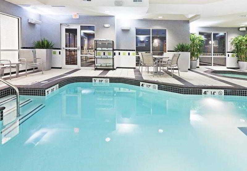 Fairfield Inn & Suites Tulsa South Medical District Bagian luar foto
